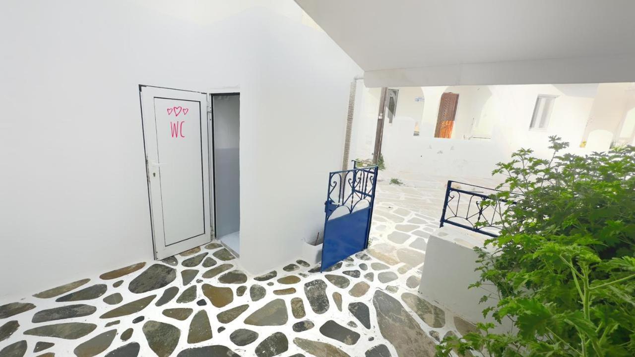 The Hot Pink Bike House Villa Parikia  Exterior photo